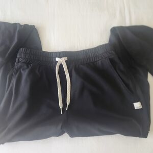 Vuori Long Solid Black Joggers - Size XS